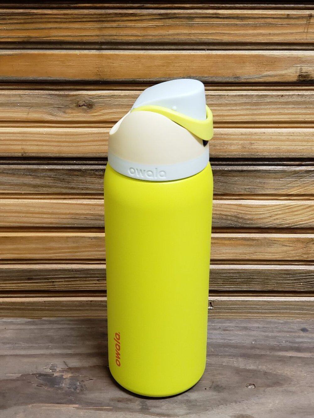 Owala 32oz FreeSip Stainless Steel Water Bottle Lemon Limeade NWOT